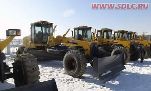  Авто грейдер XCMG GR215